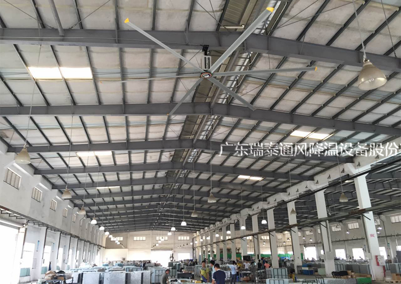 瑞泰風(fēng)工廠車間用大型工業(yè)吊扇，大型廠房應(yīng)用案例